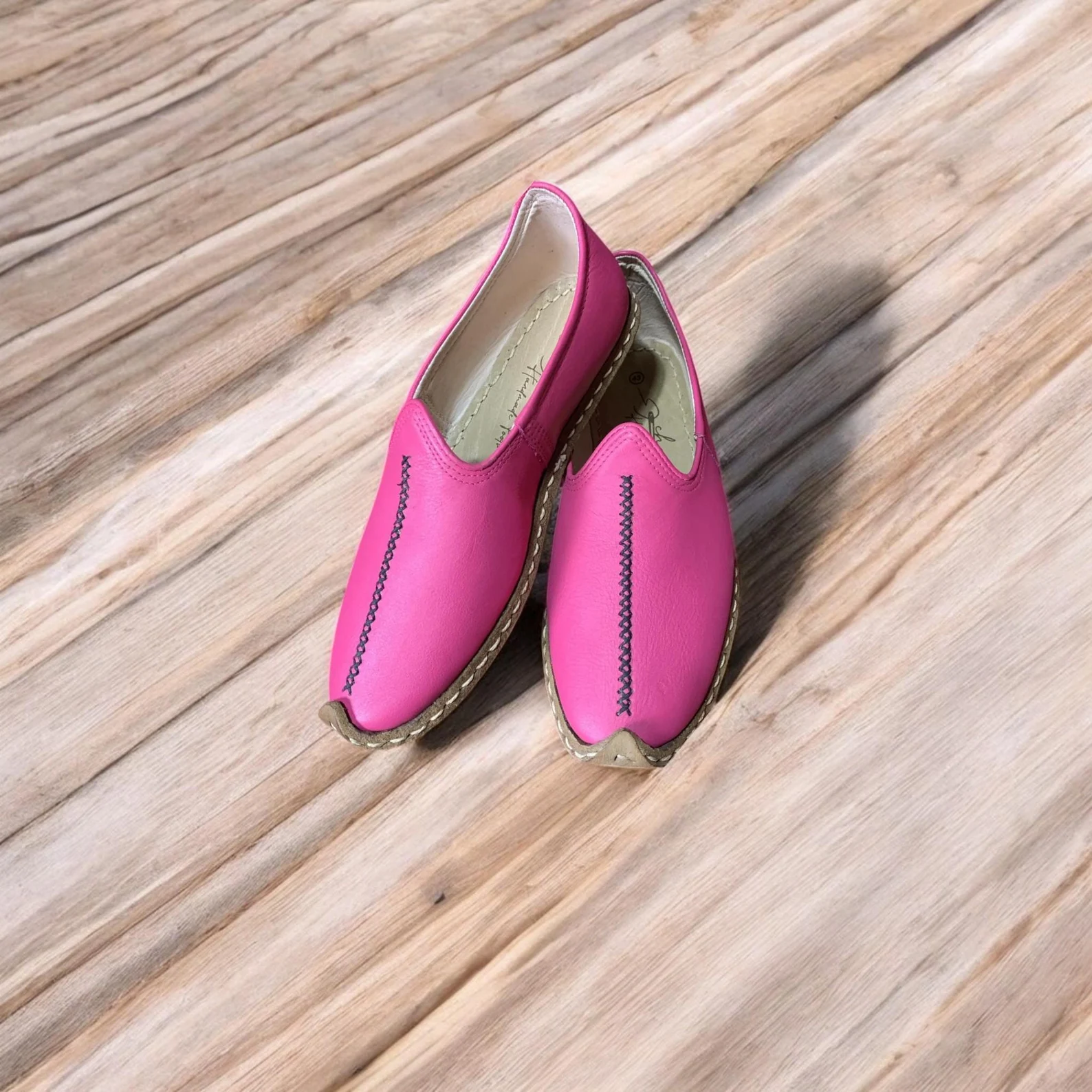 Measuring foot for perfect fit